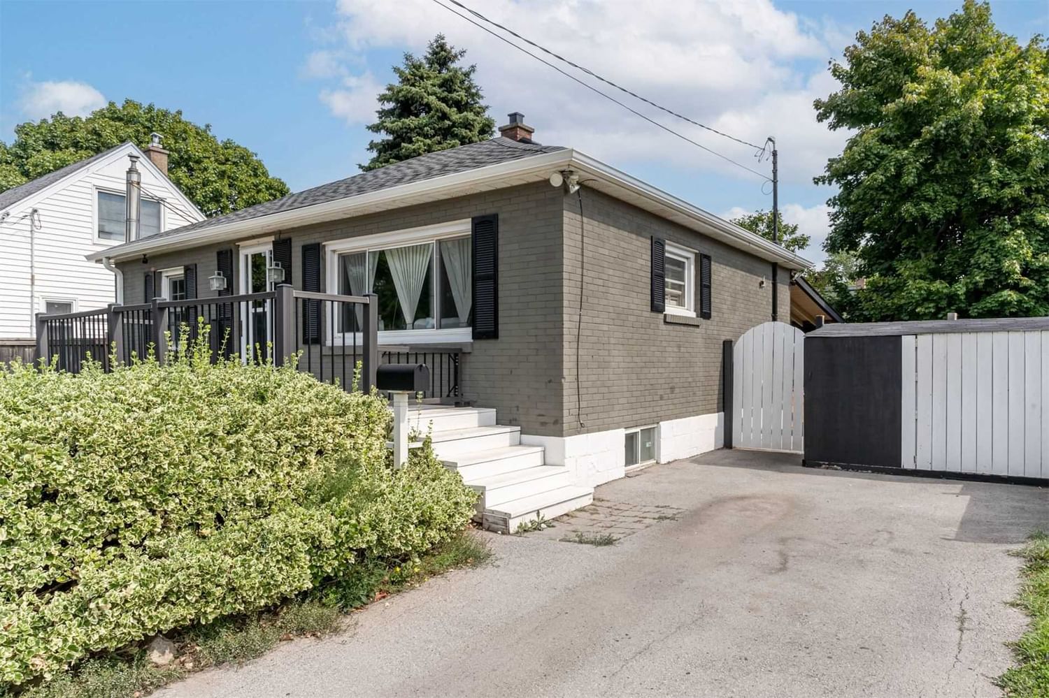 24 Bingham Rd for sale in McQuesten West - image #3