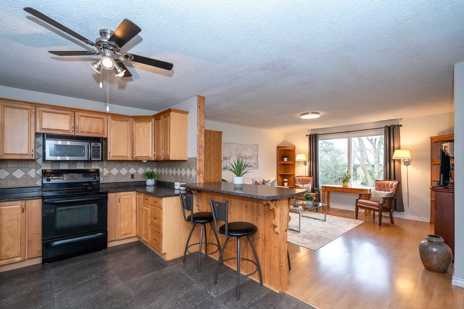 6 Ponsford St for sale in Grand Valley - image #4