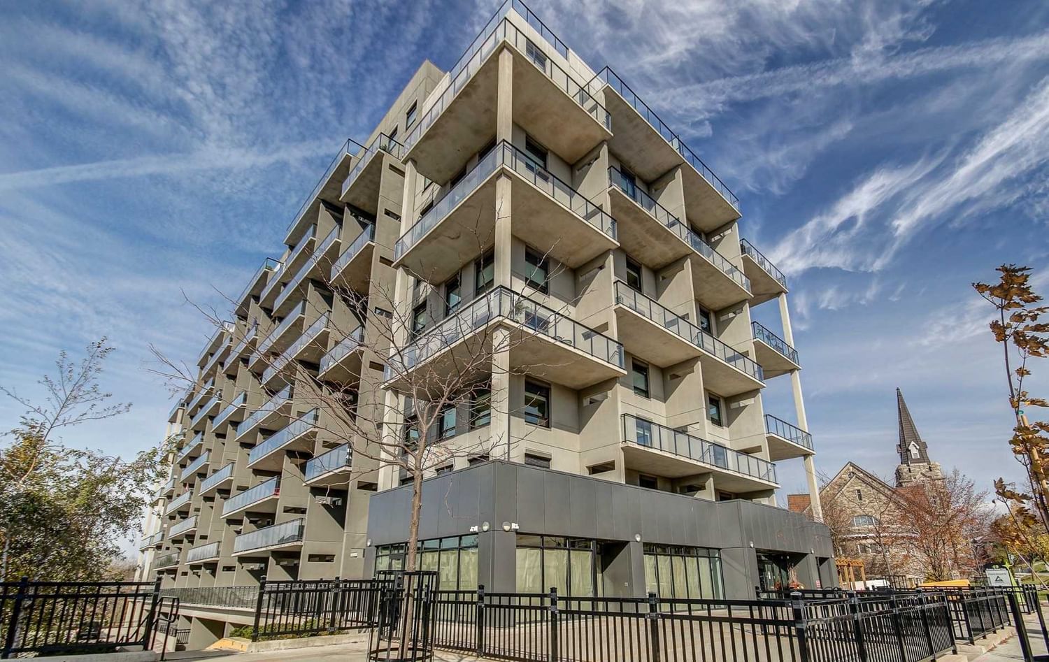 49 Queen St E, unit 509 for rent in Silver Heights - image #1
