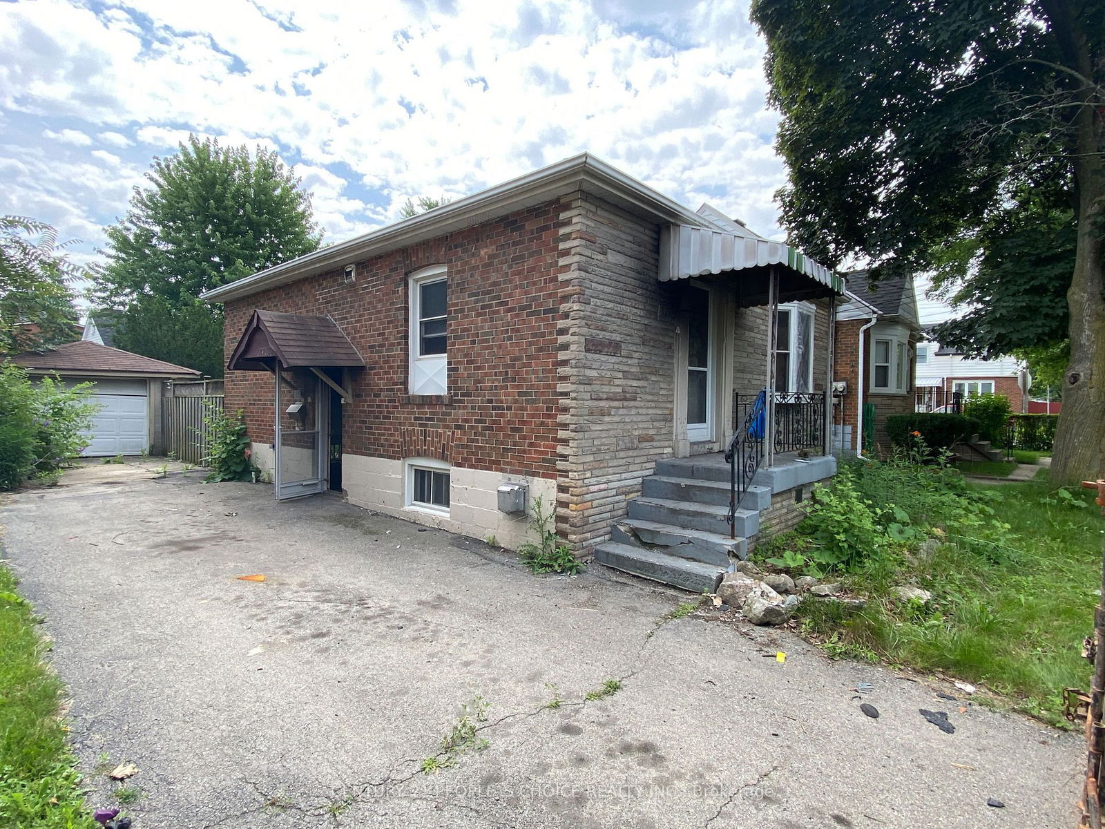 229 East 14th St for sale in Inch Park - image #2
