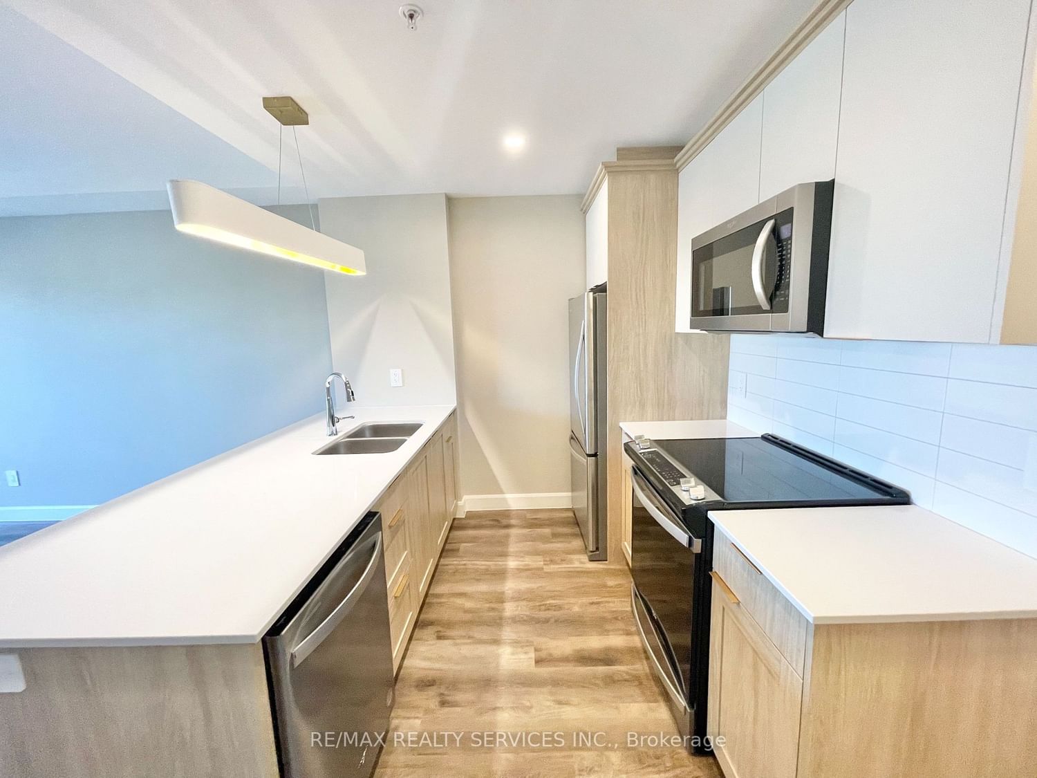 34 Norman St, unit 213 for rent