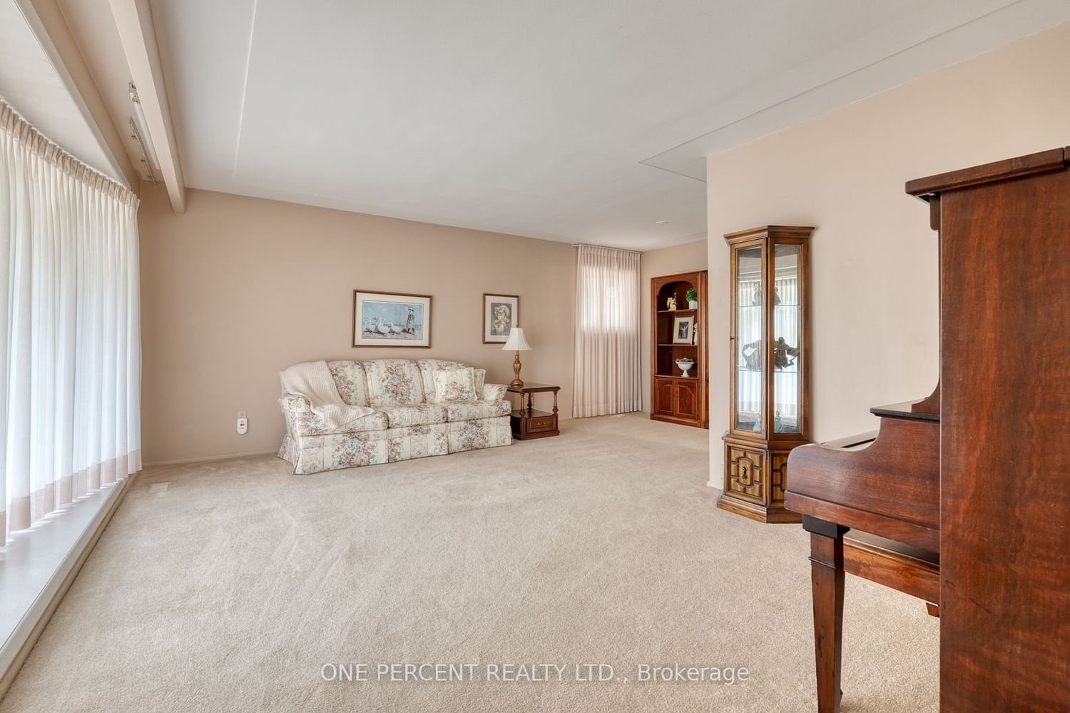 35 Lawrence Ave for sale  - image #8