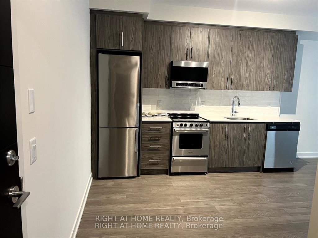 212 King William St, unit 909 for rent - image #4