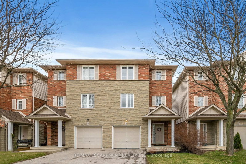 876 Golf Links Rd | 876 Golf Links Townhomes | 2 Beds | 4 Baths | Unit #16