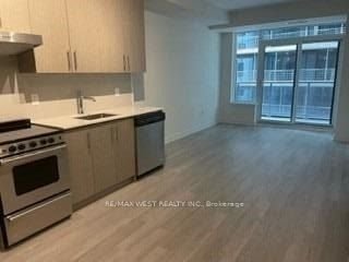 212 King William St, unit 610 for rent - image #5