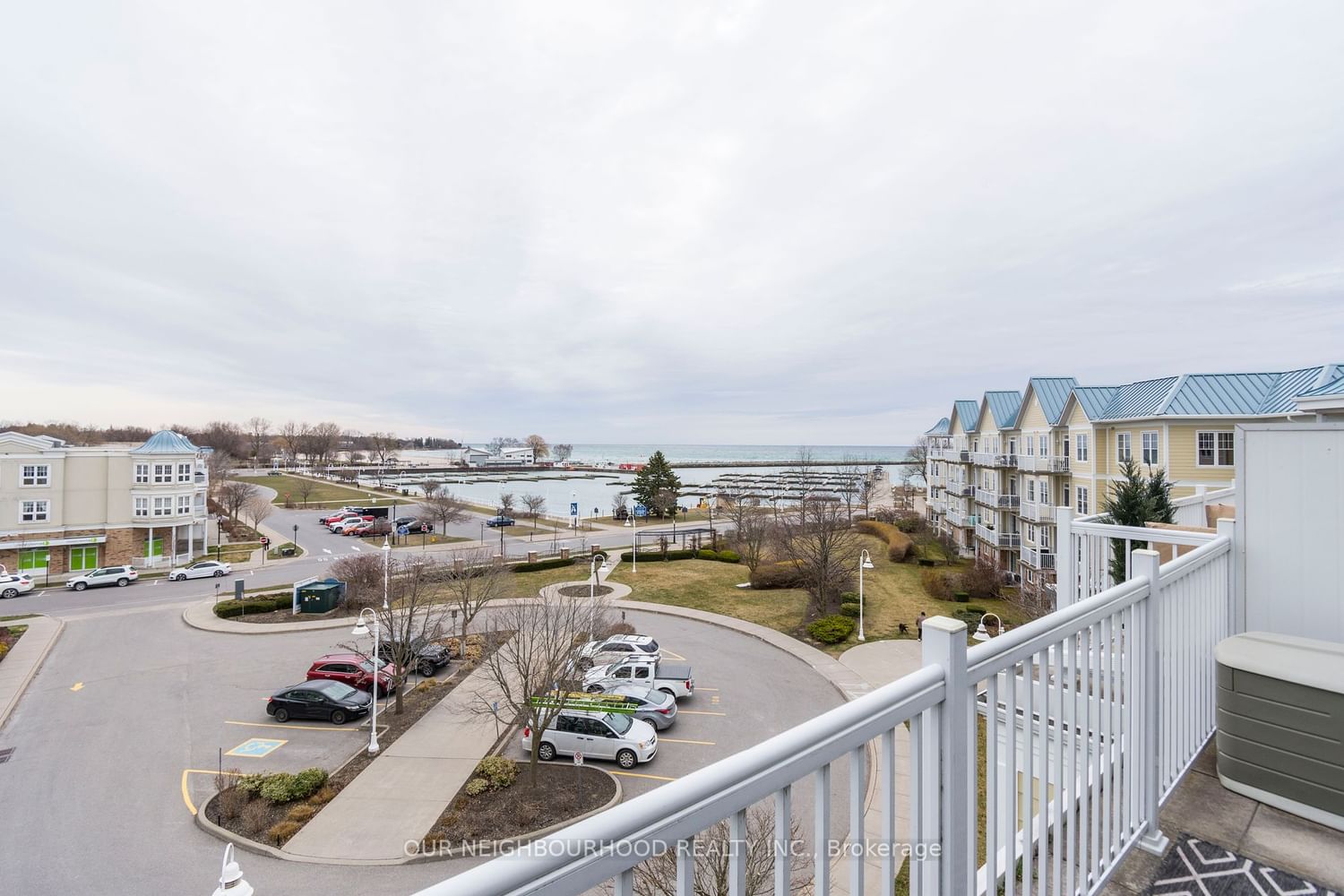 Harbour Walk, Cobourg, Toronto