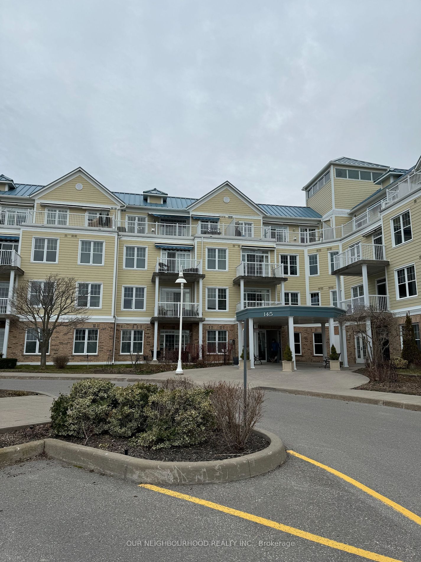 Harbour Walk, Cobourg, Toronto