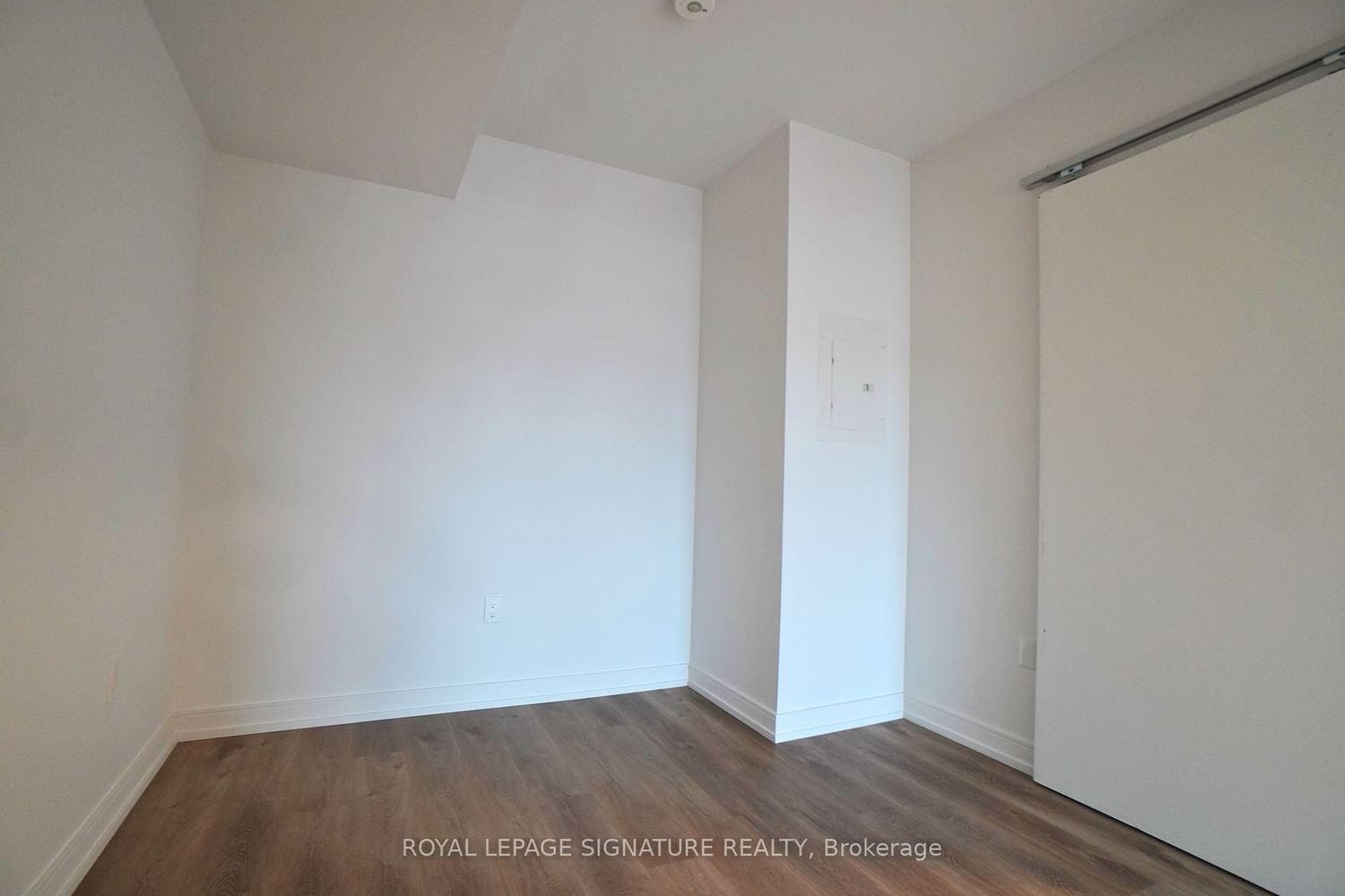 1 Jarvis St, unit 1403 for rent