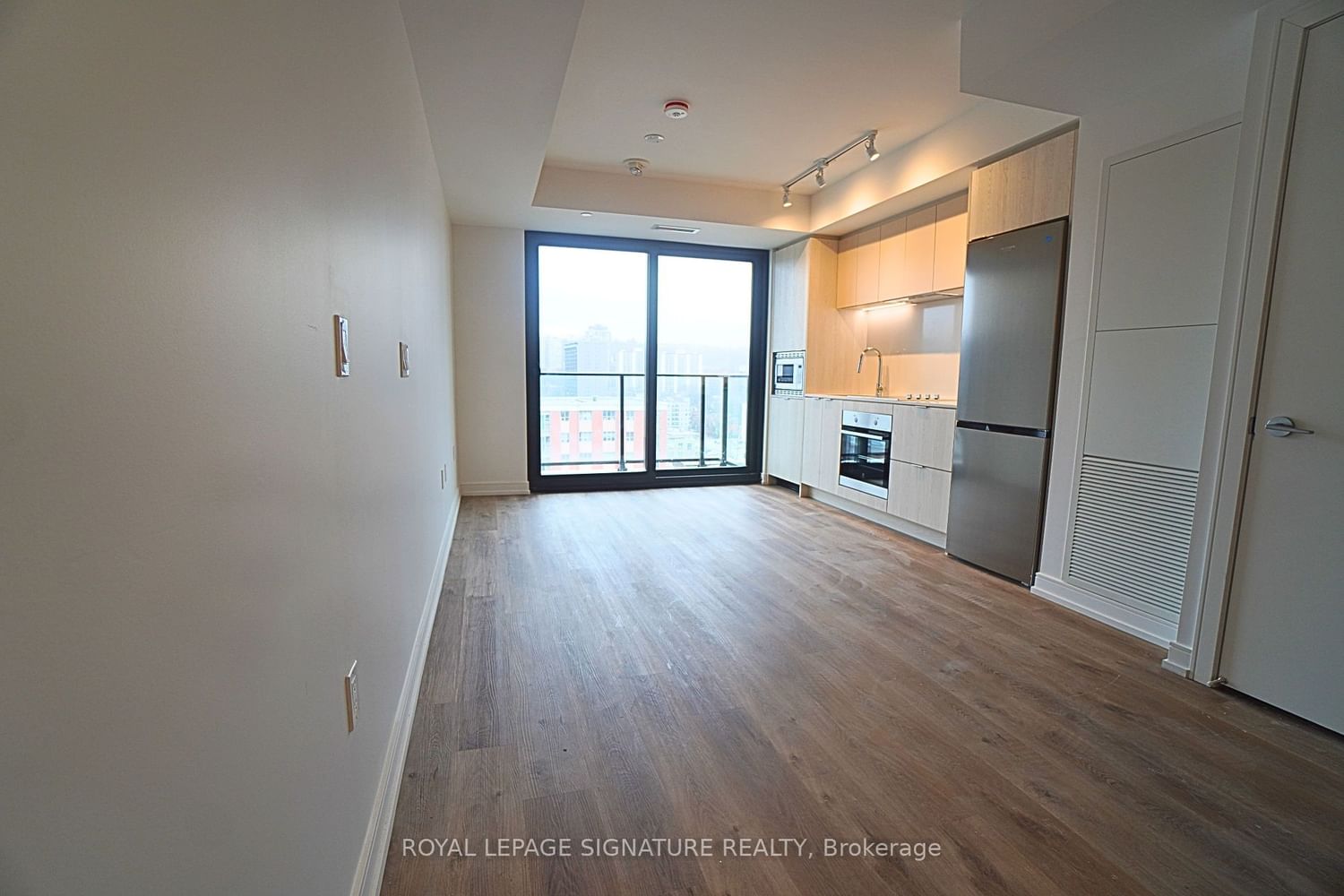 1 Jarvis St, unit 1403 for rent