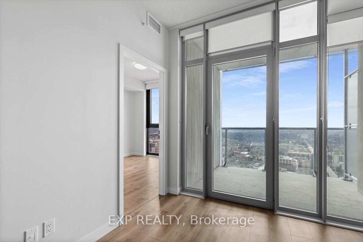 60 Frederick St, unit 3813 for rent - image #12
