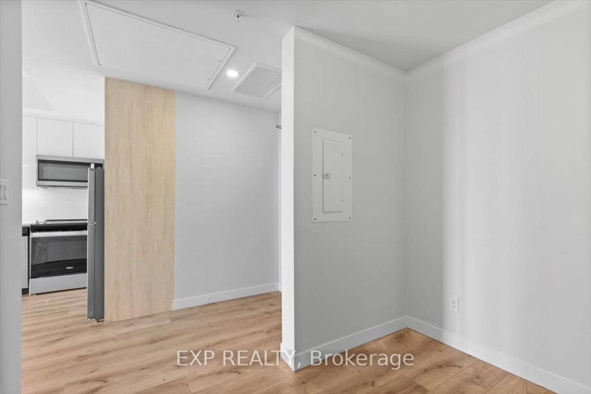 60 Frederick St, unit 3813 for rent - image #4
