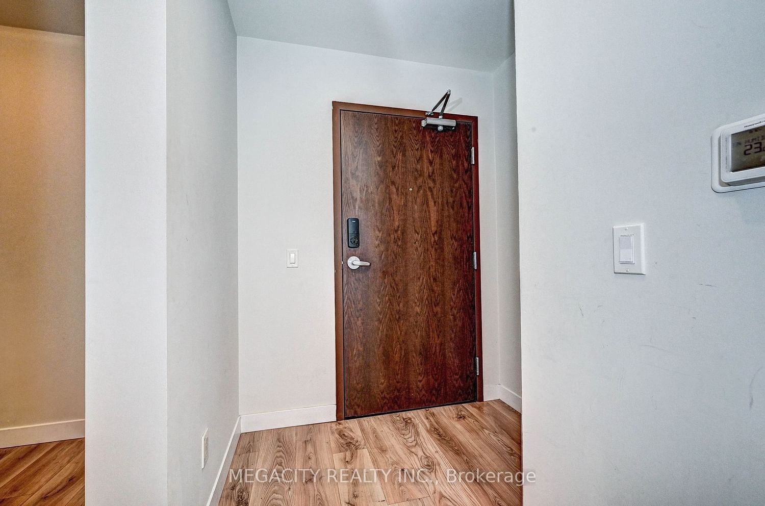 60 Frederick St, unit 305 for rent - image #11