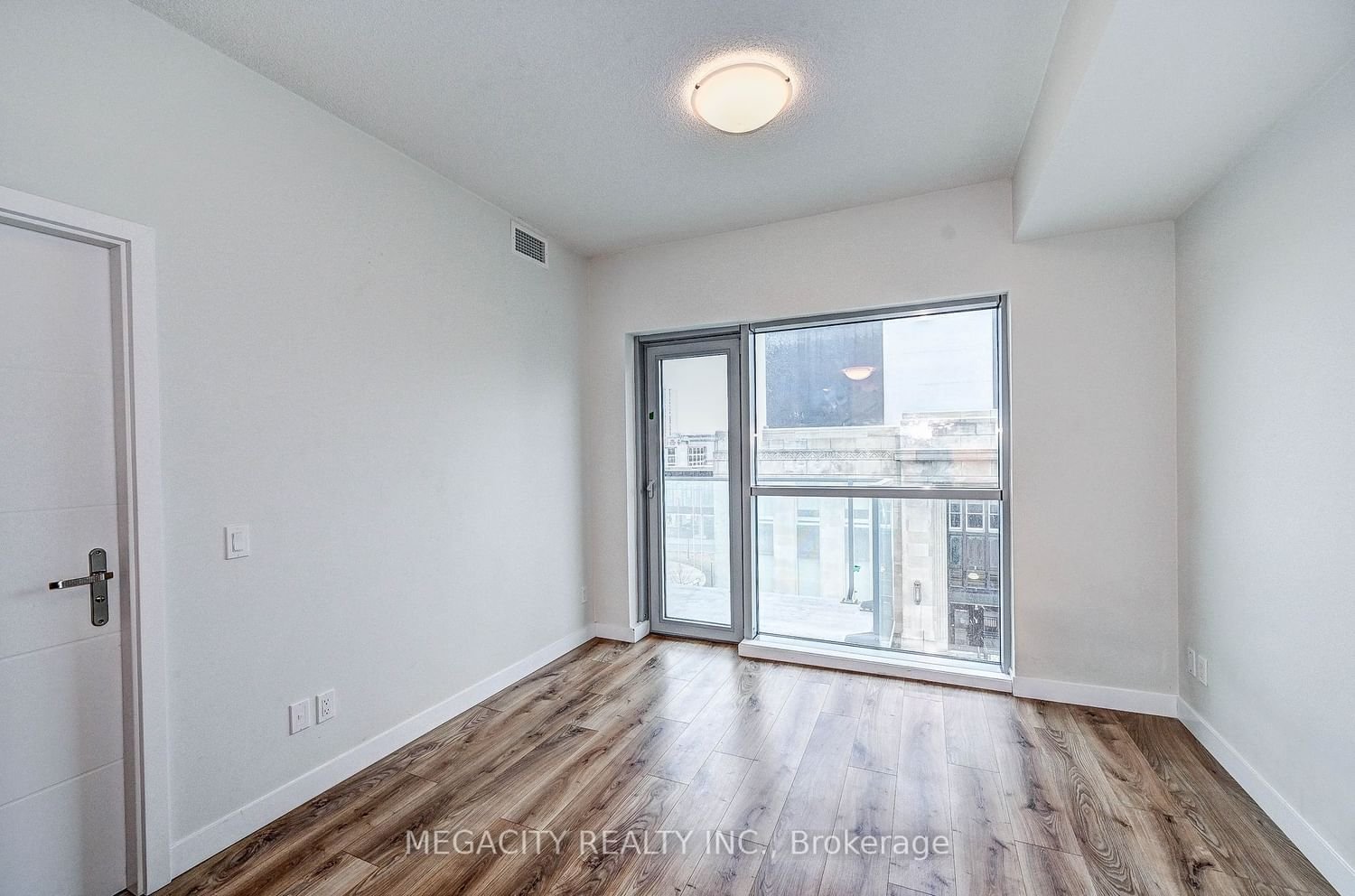 60 Frederick St, unit 305 for rent - image #14