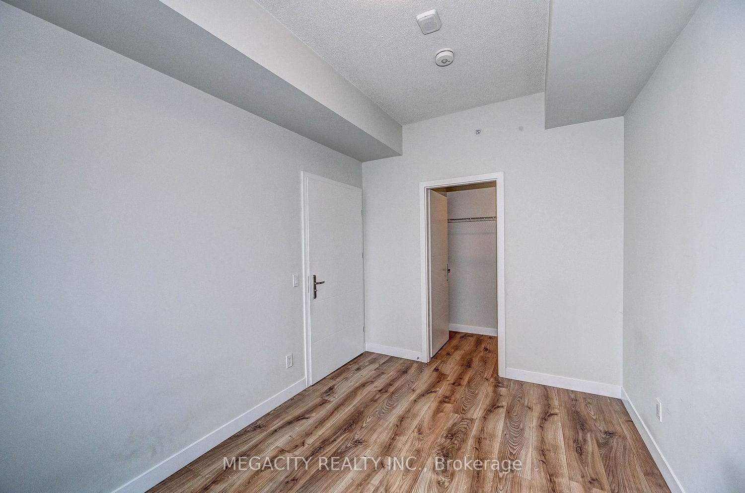 60 Frederick St, unit 305 for rent - image #21