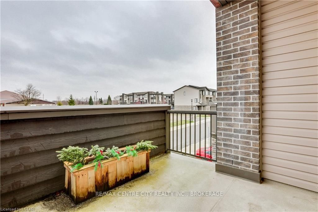 2070 Meadowgate Blvd, unit 106 for sale - image #25