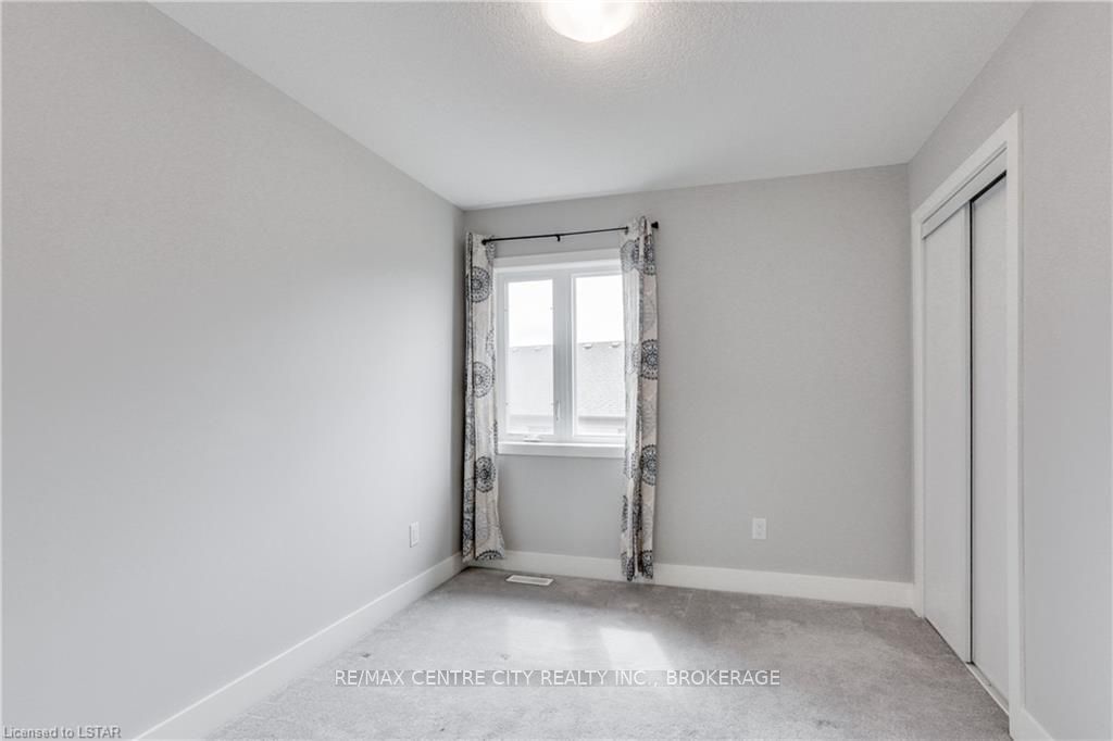 2070 Meadowgate Blvd, unit 106 for sale - image #34