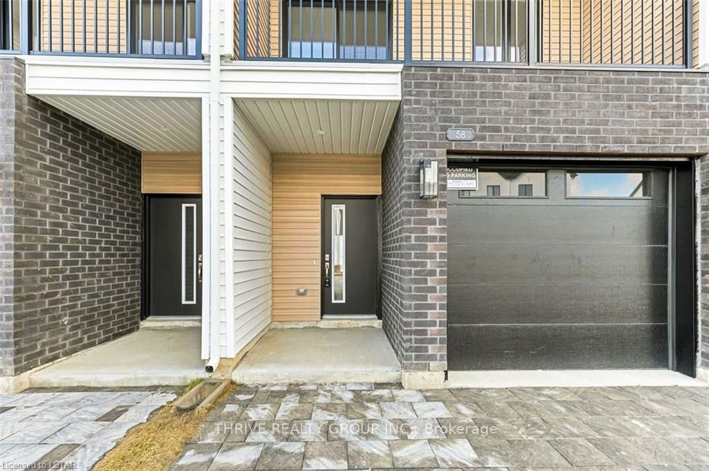 1595 Capri Cres, unit 58 for sale - image #3