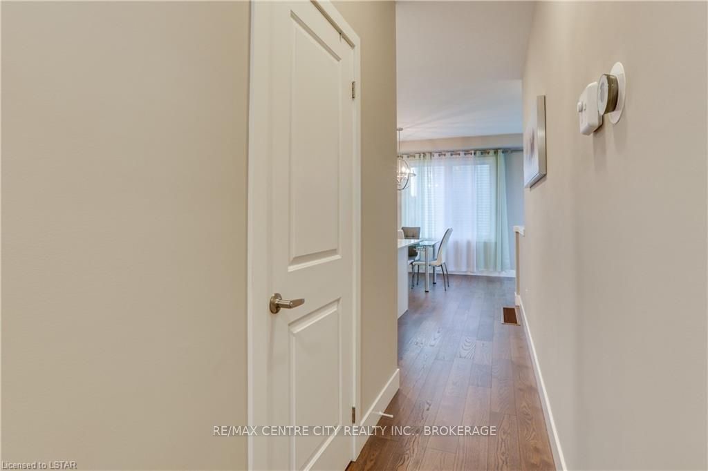 2070 Meadowgate Blvd, unit 1 for sale - image #29