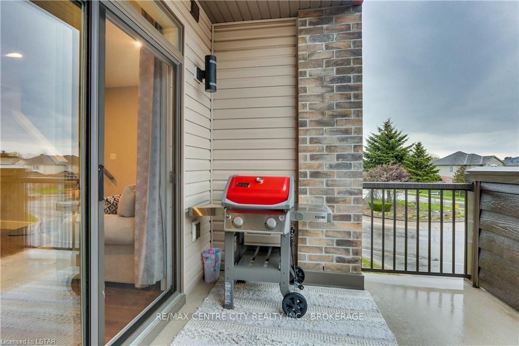 2070 Meadowgate Blvd, unit 1 for sale