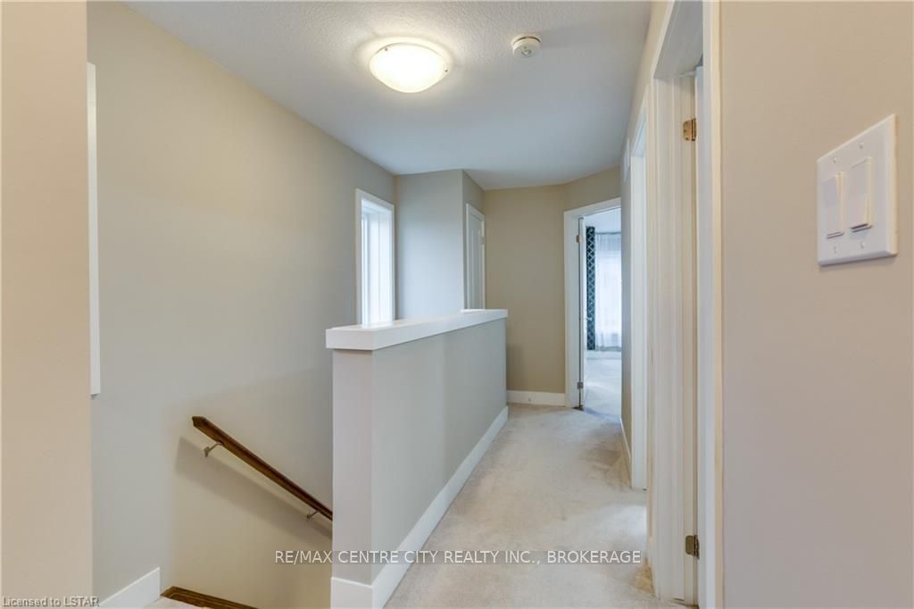 2070 Meadowgate Blvd, unit 1 for sale