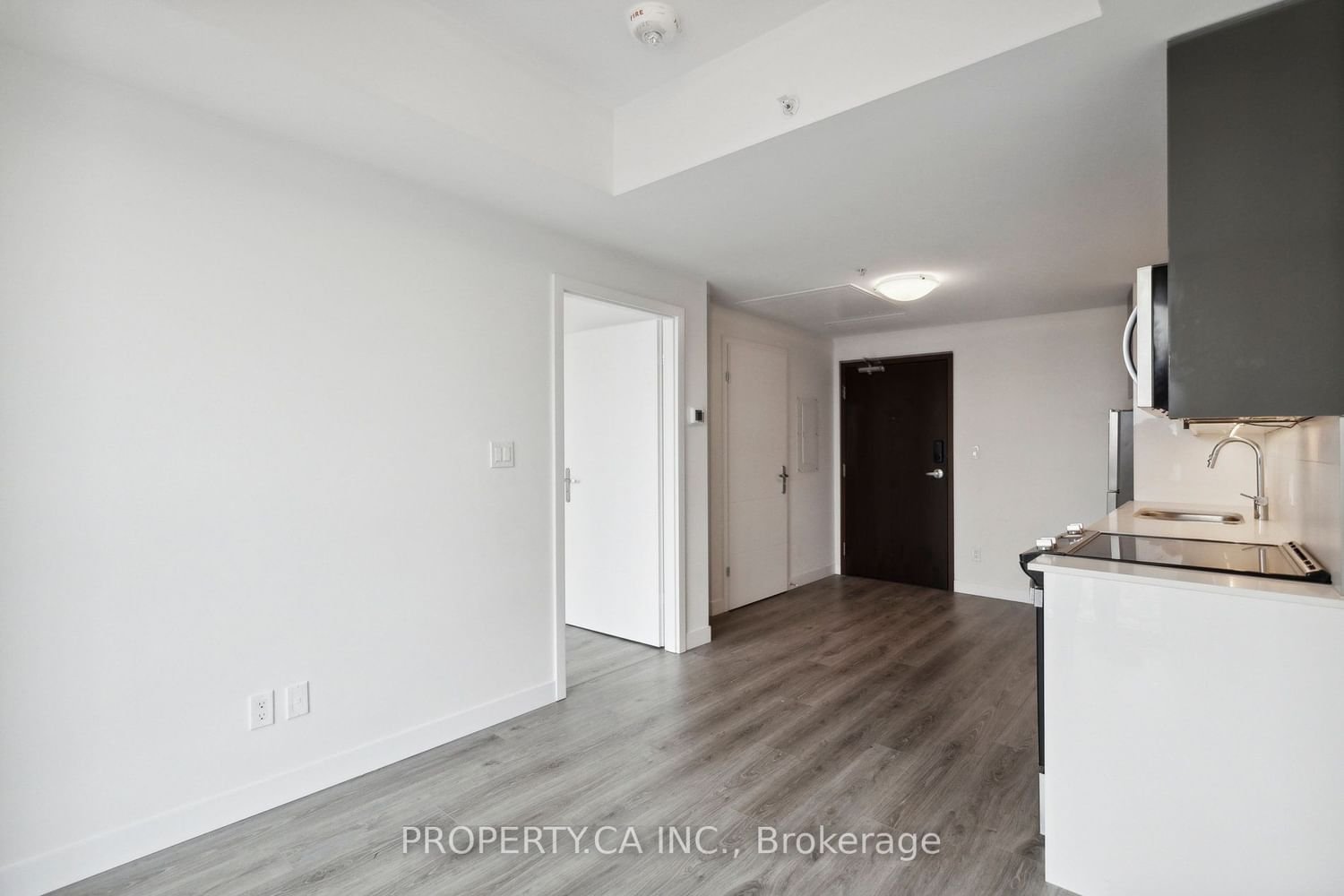 60 Frederick St, unit 3908 for rent - image #11