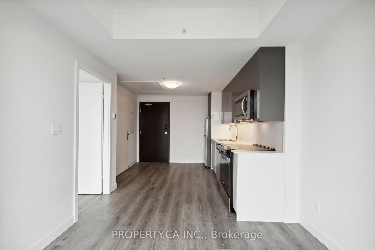 60 Frederick St, unit 3908 for rent - image #4