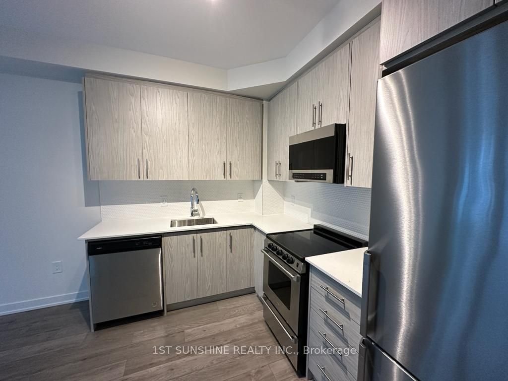 212 King William St, unit 1112 for rent - image #24