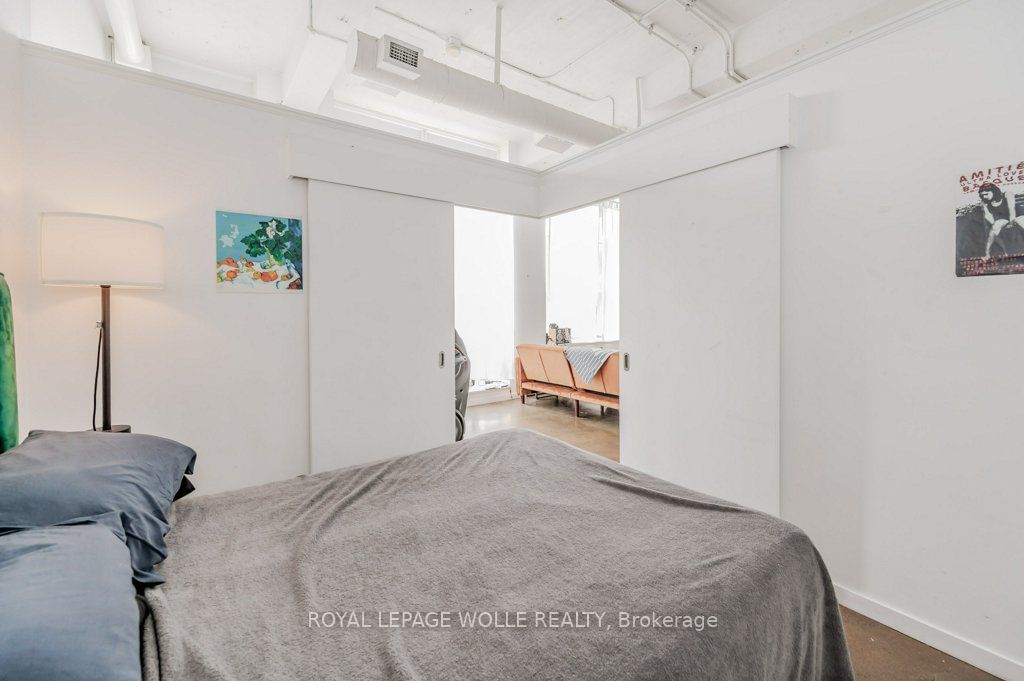 404 King St W, unit 217 for sale - image #39