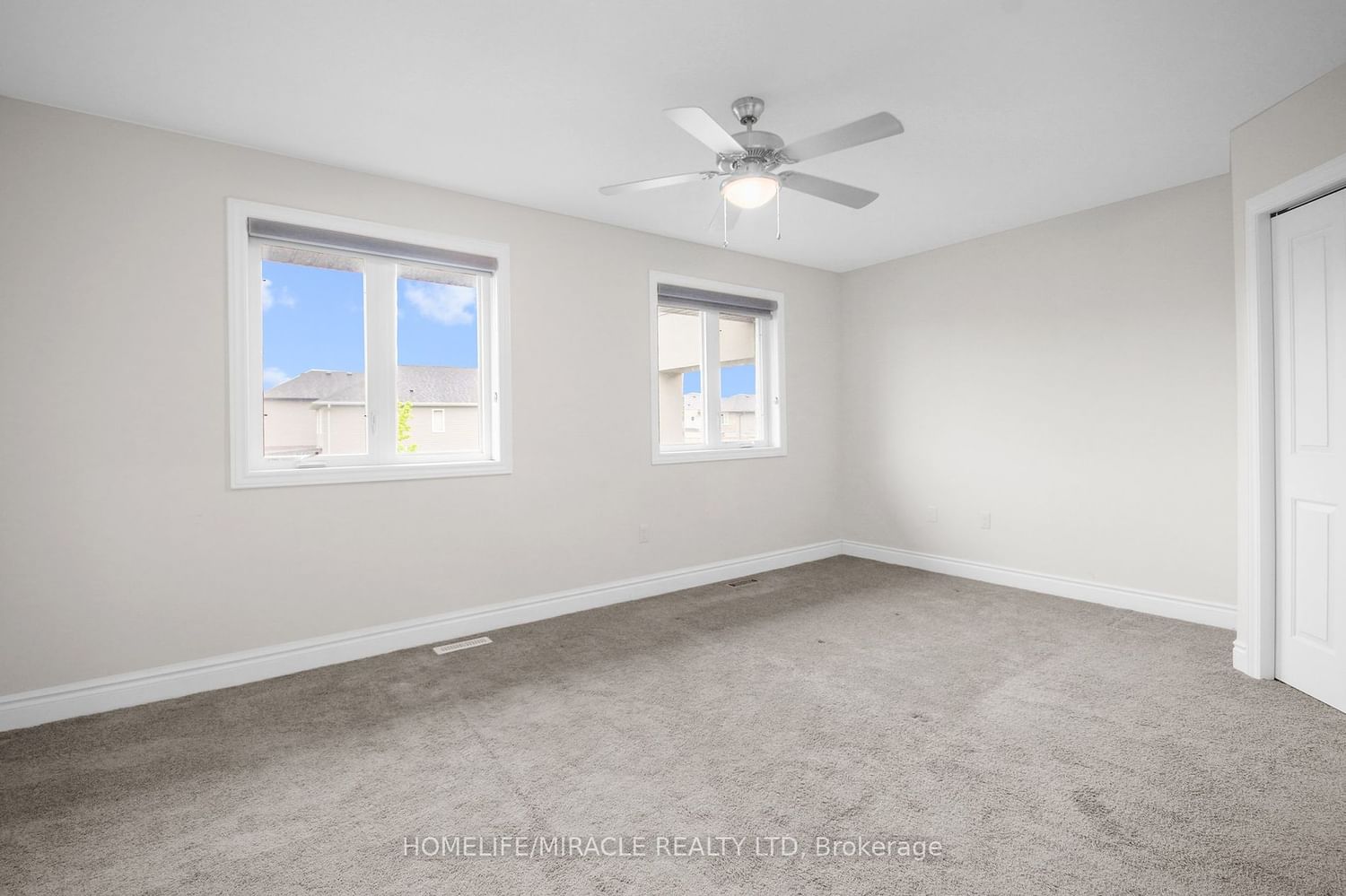 3270 Singleton Ave, unit 38 for sale - image #23