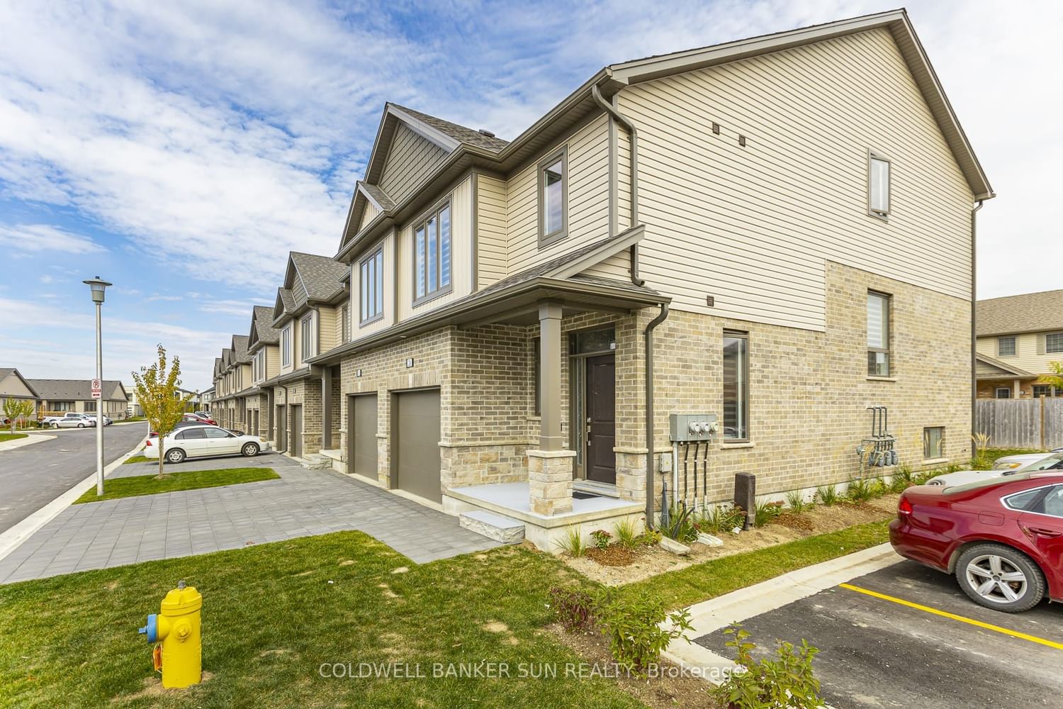 745 Chelton Rd, unit 28 for sale - image #2