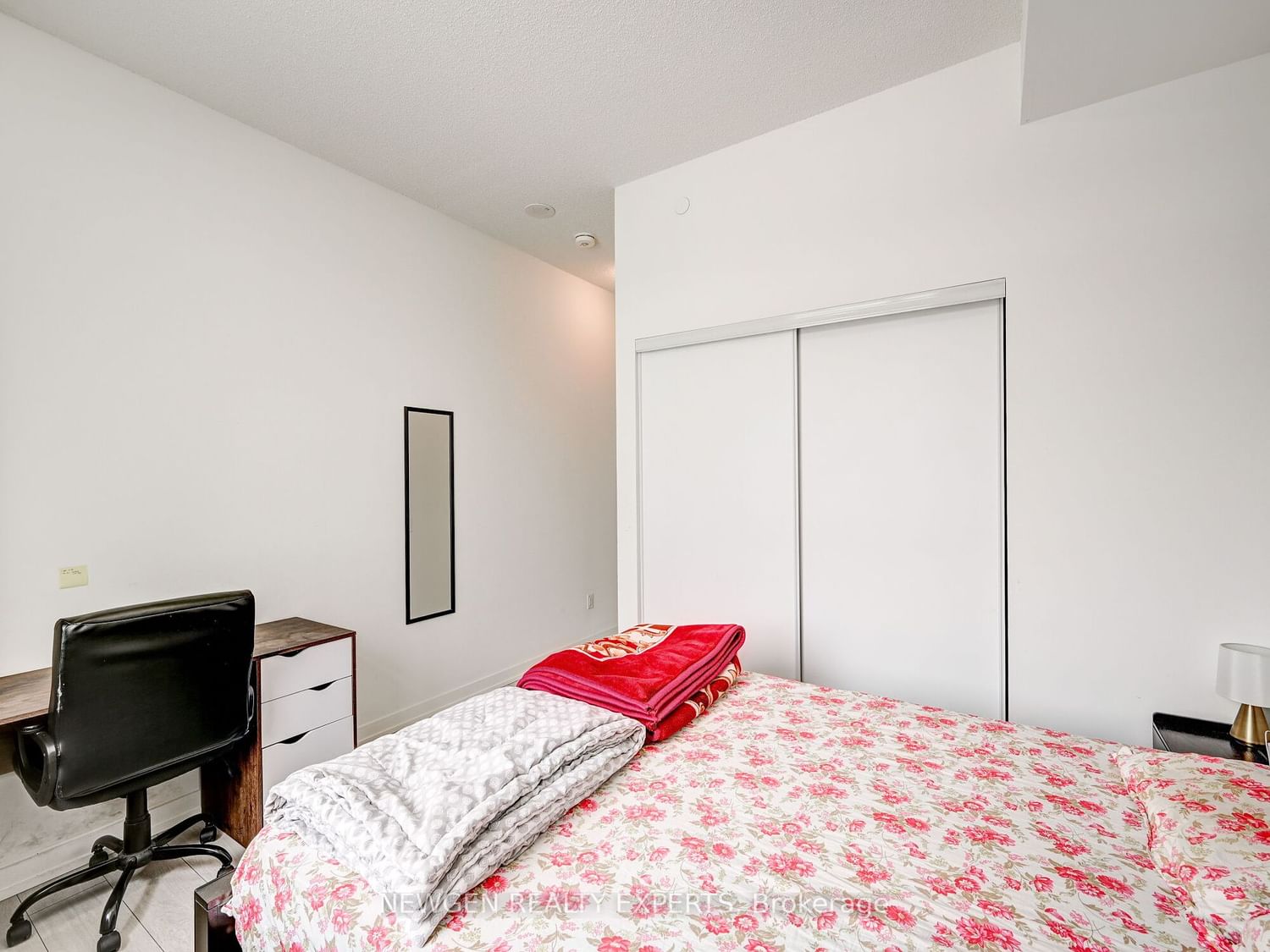 55 Duke St W, unit 508 for sale - image #19