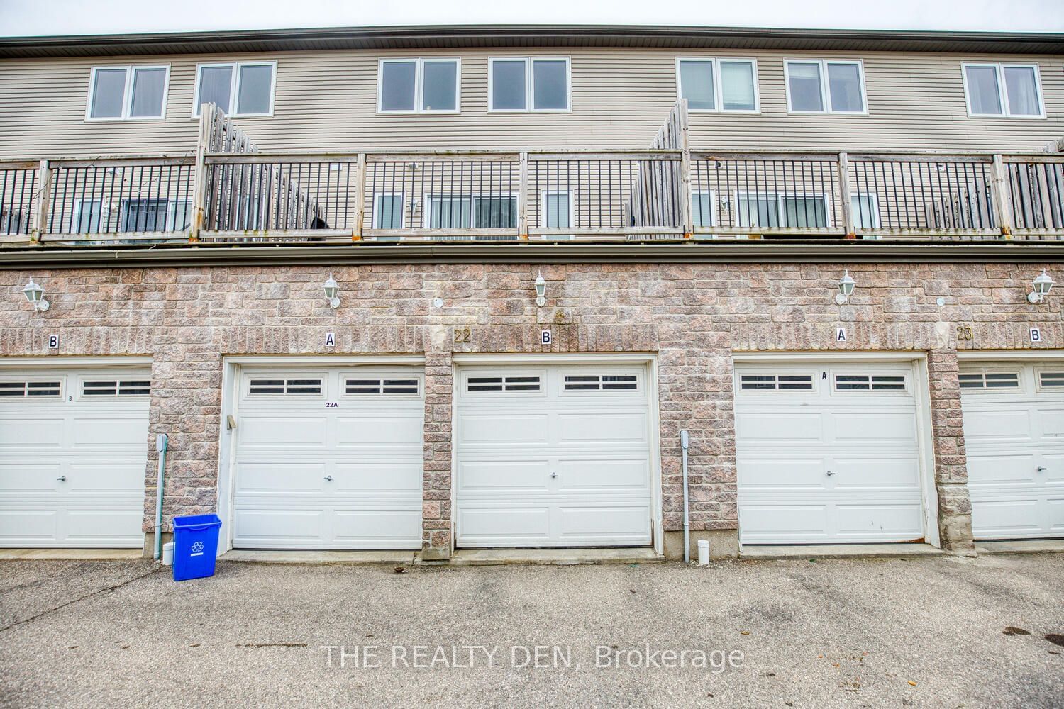 975 Strasburg Rd, unit 22B for sale - image #2