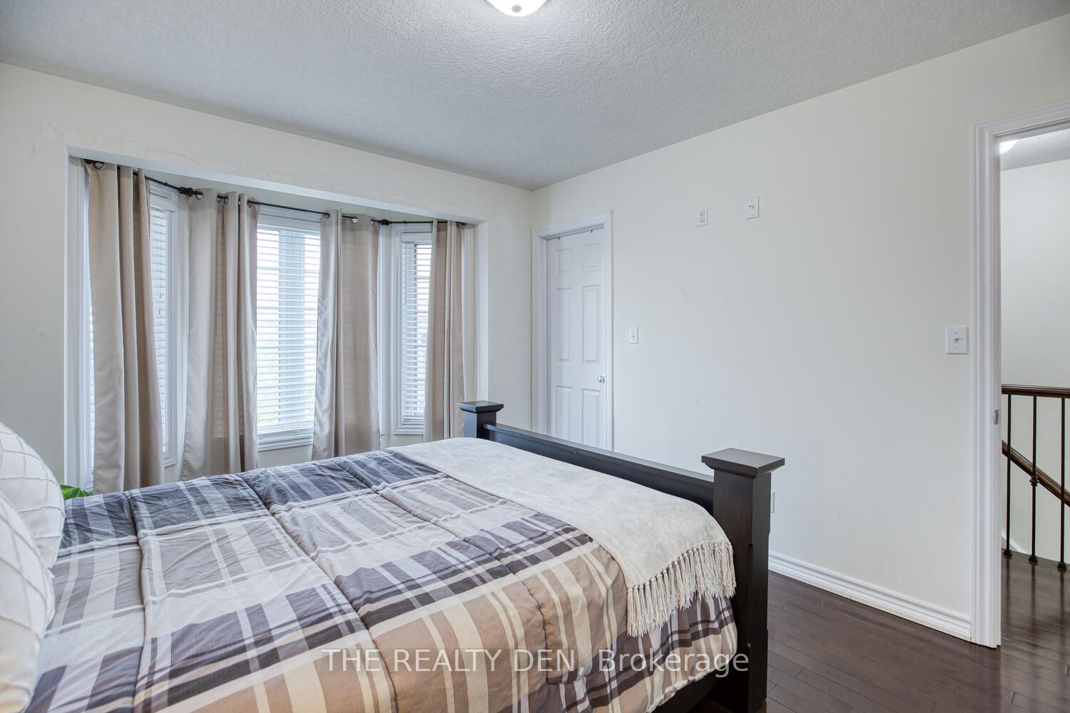 975 Strasburg Rd, unit 22B for sale - image #26