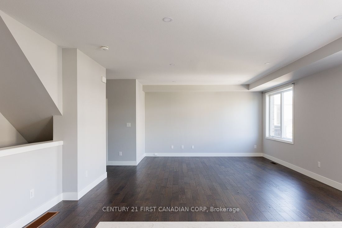 2070 Meadowgate Blvd, unit 29 for sale - image #16