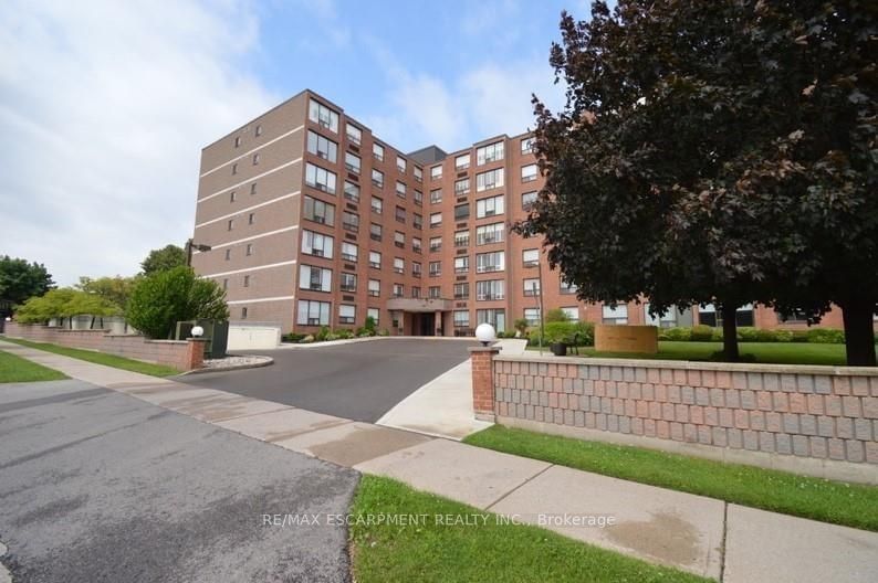 99 Donn Ave, unit 704 for sale - image #1