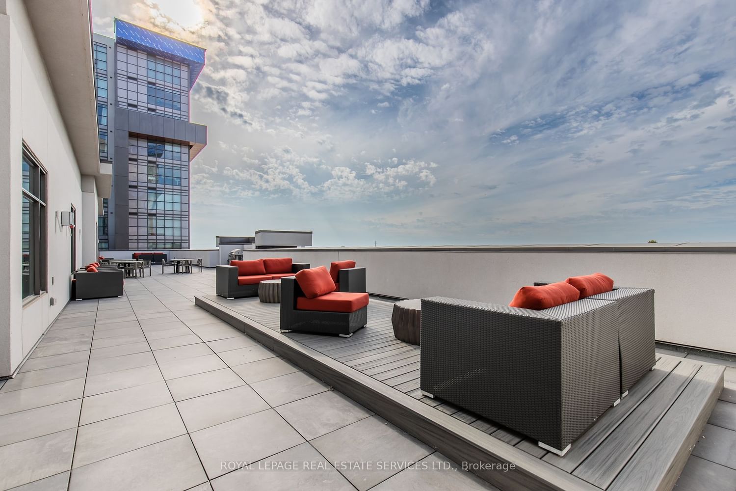 460 Dundas St E, unit 519 for sale - image #38