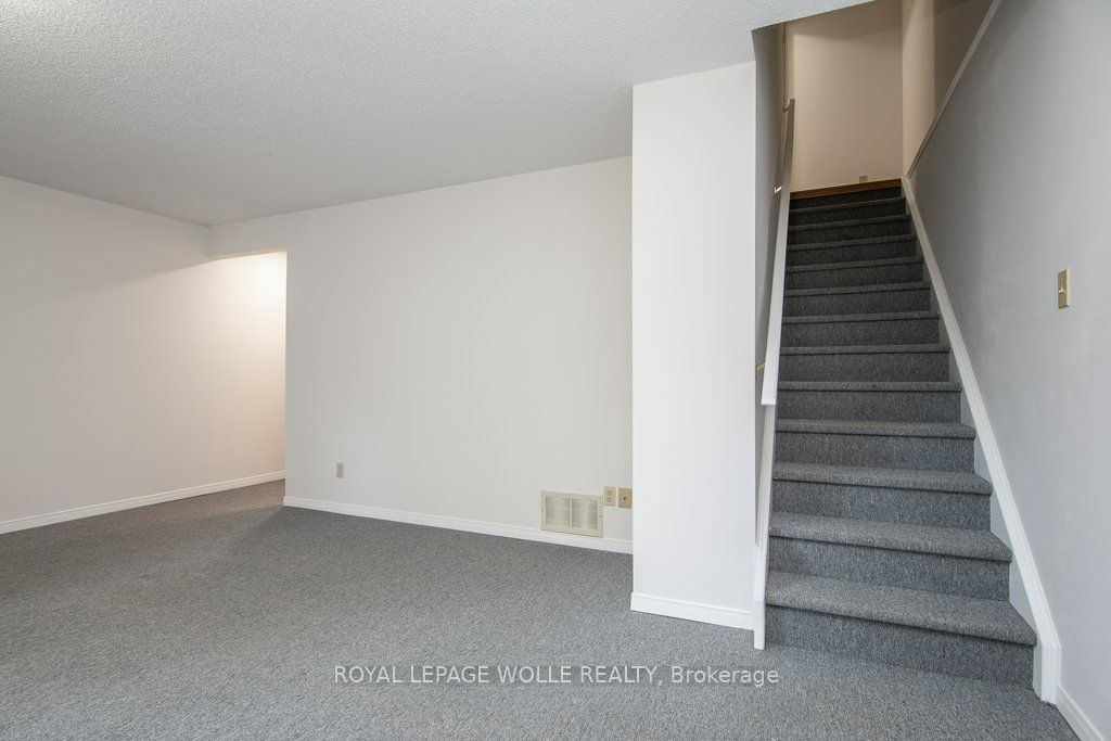 250 Keats Way, unit 22 for sale - image #28