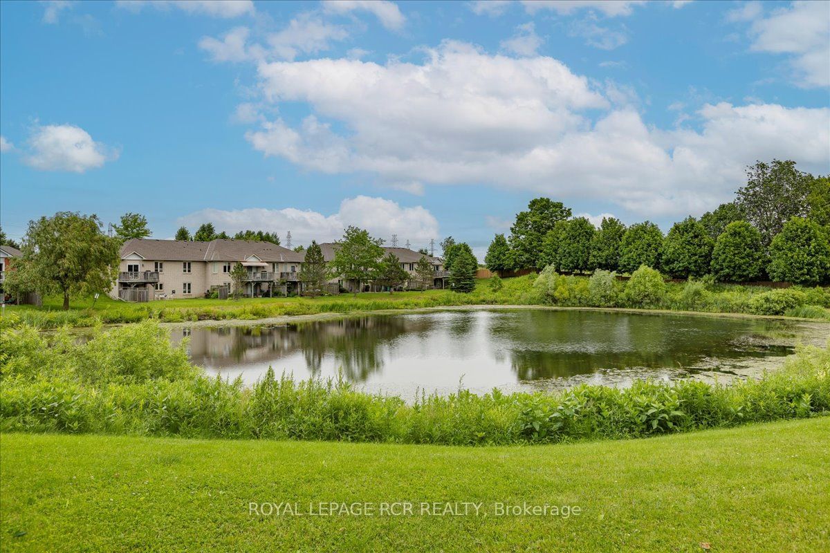 Twenty Place Community Townhomes, Hamilton, Toronto