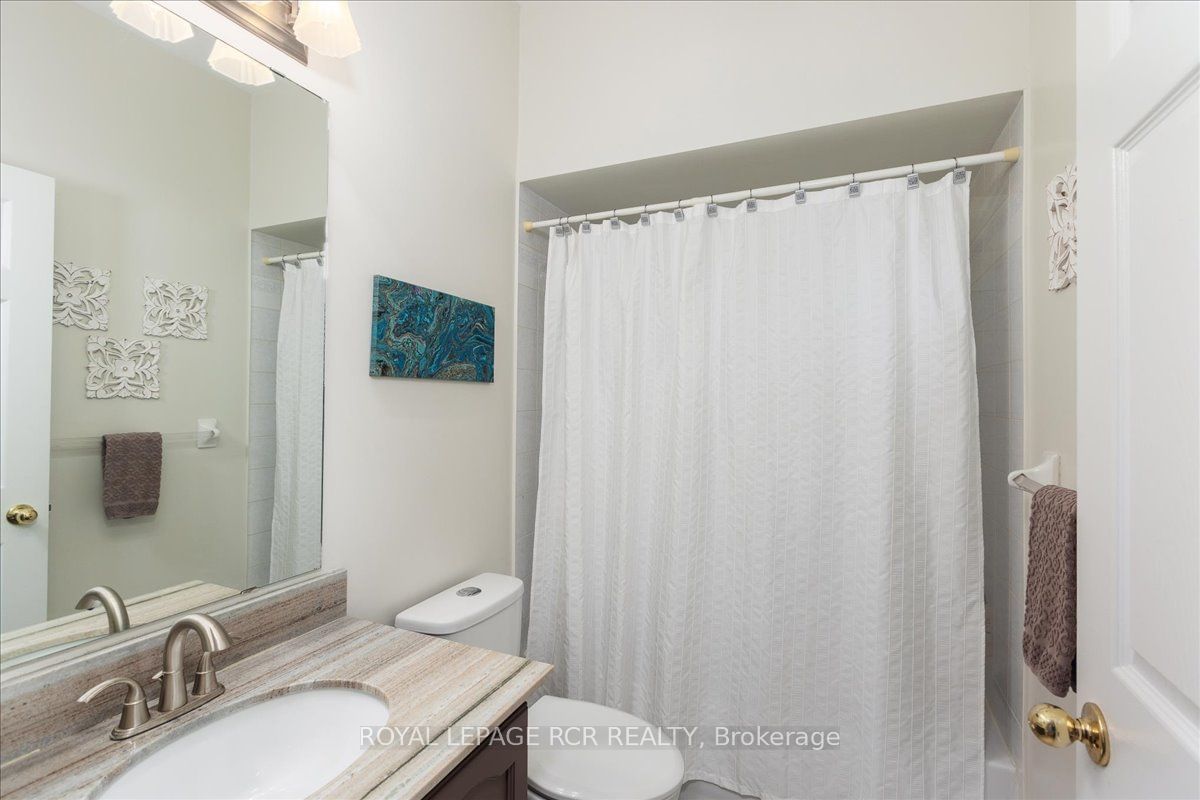 95 Twentyplace Blvd, unit 3 for sale - image #5