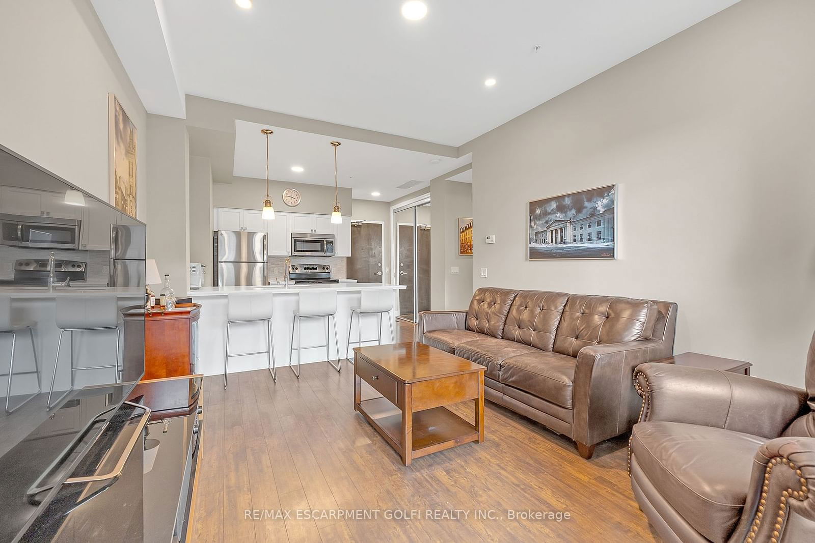 112 King St E, unit 1006 for sale - image #15