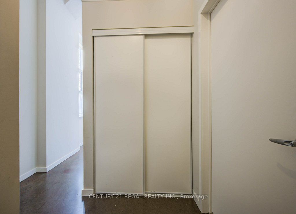 404 King St W, unit 102 for sale - image #5