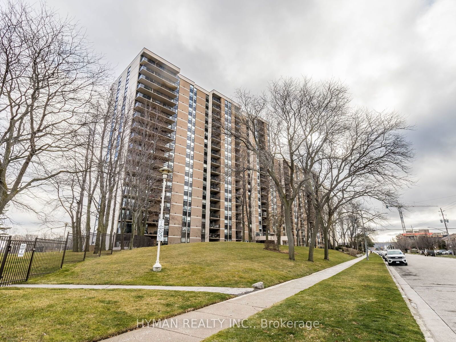 500 Green Rd E, unit 408 for sale