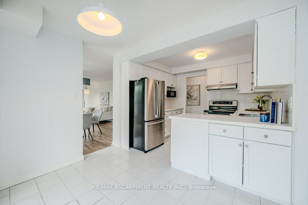 67 Caroline St S, unit 302 for sale - image #17