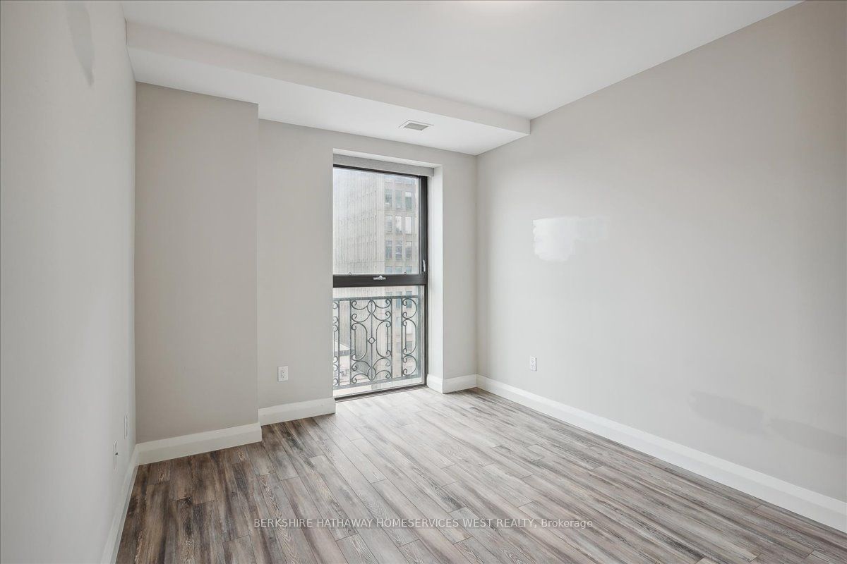 118 King St E, unit 920 for rent