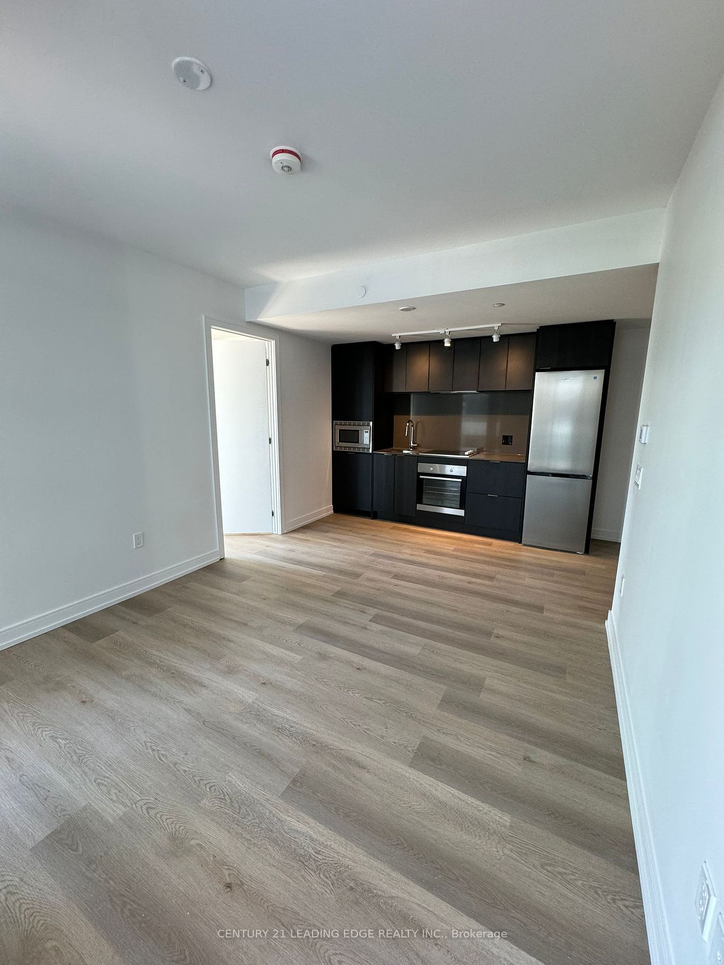 1 Jarvis St, unit 924 for rent