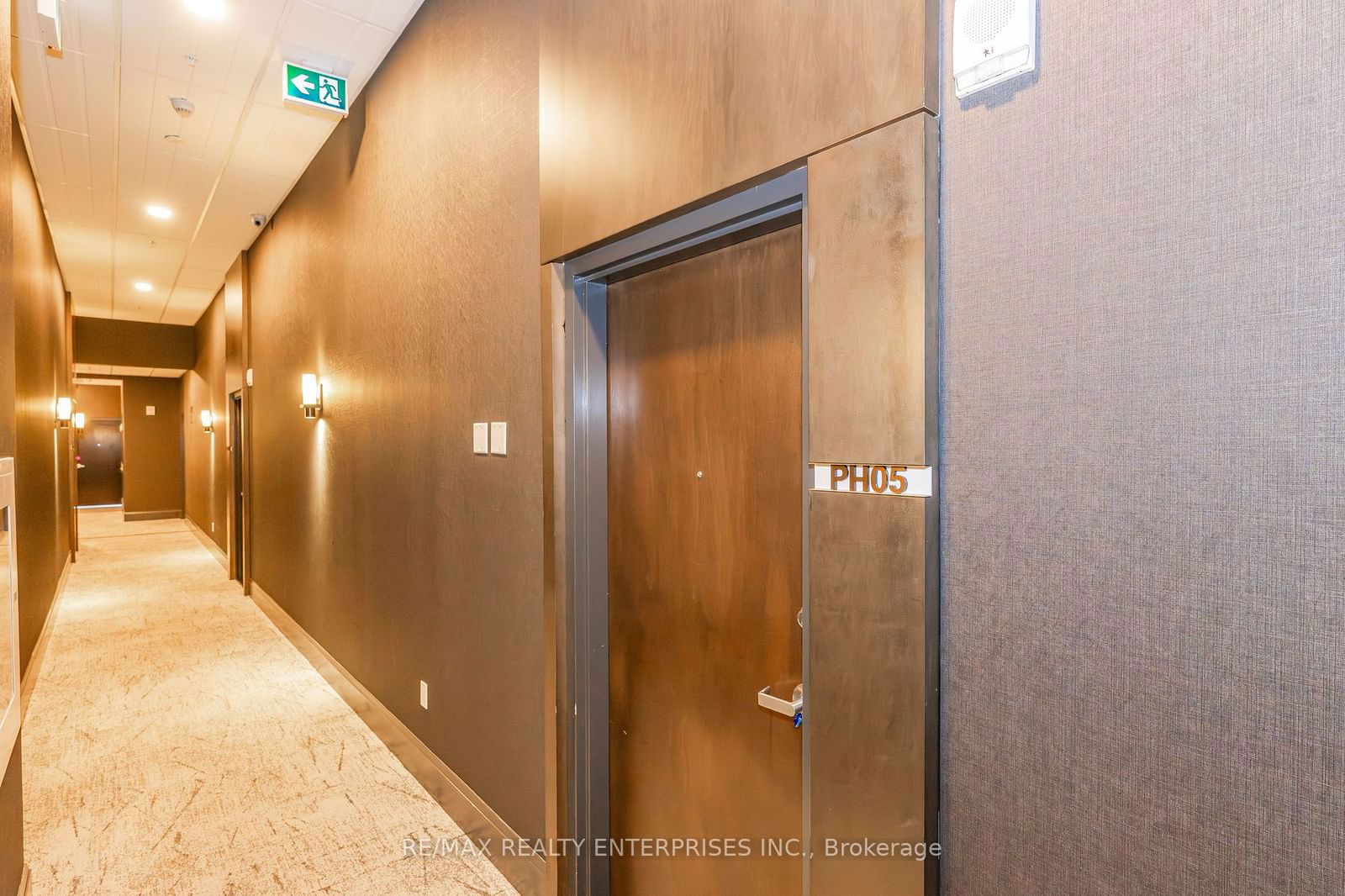 112 King St E, unit #PH05 for sale - image #5