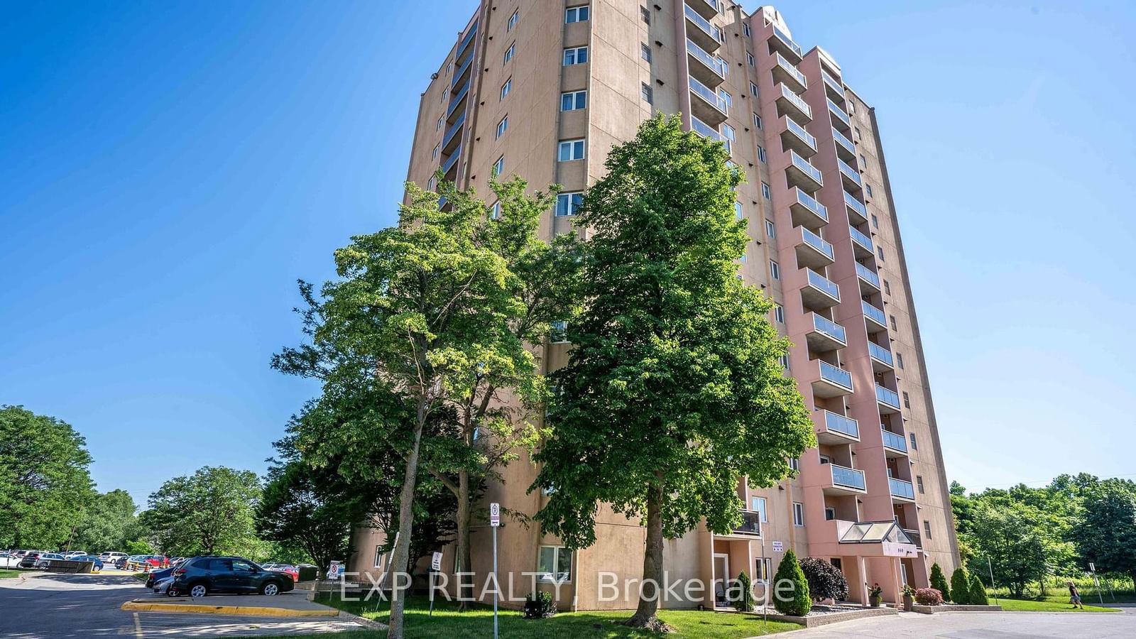 860 Commissioners Rd E, unit 203 for sale - image #2