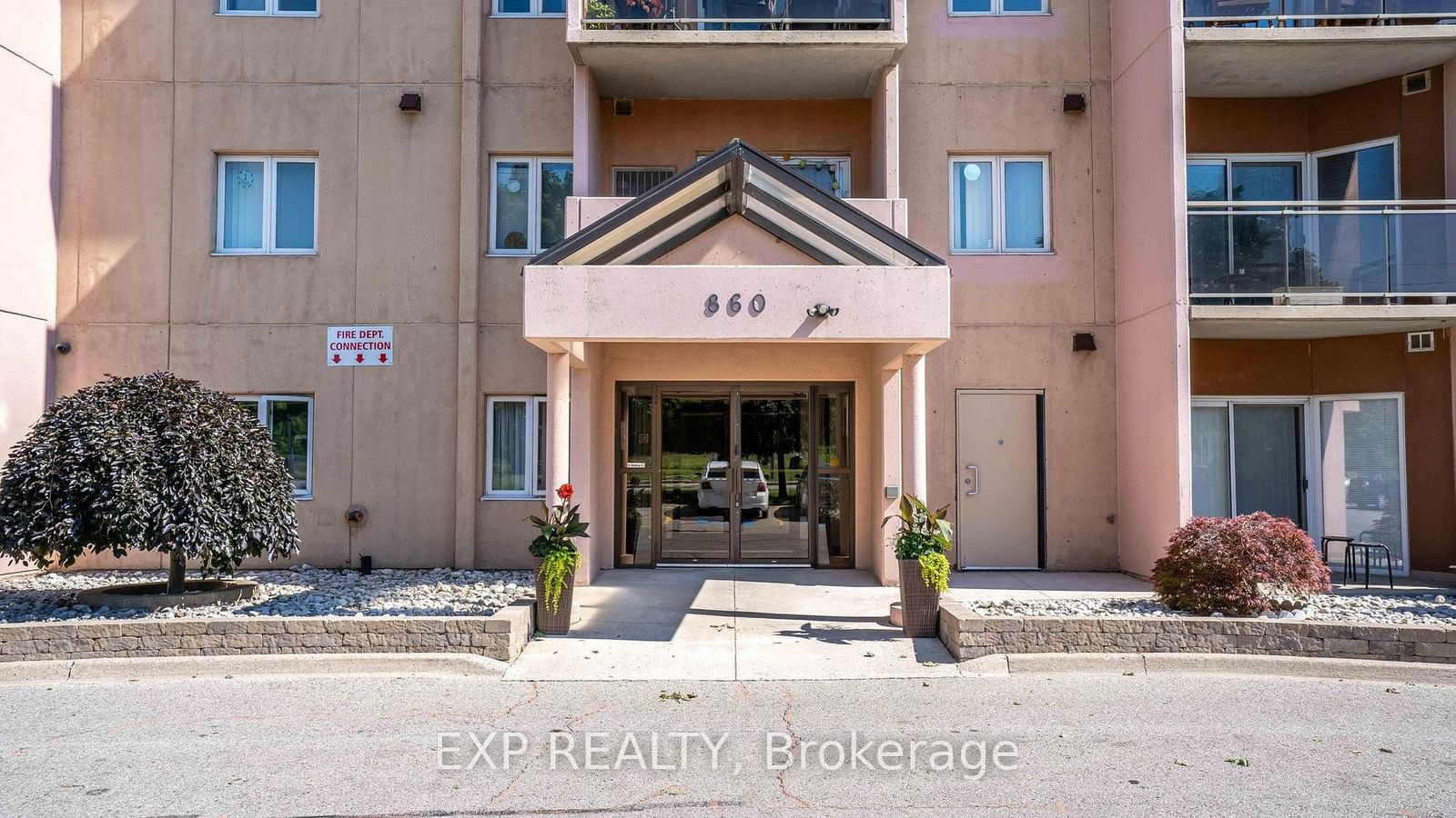 860 Commissioners Rd E, unit 203 for sale - image #3