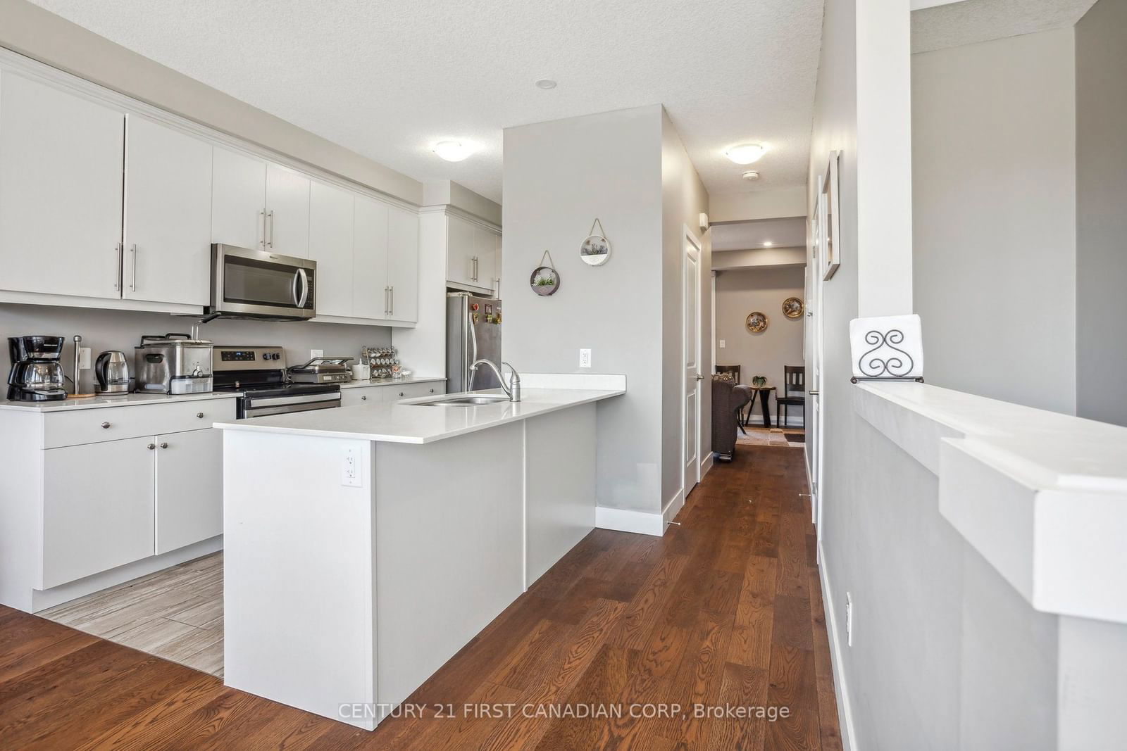 2070 Meadowgate Blvd, unit 18 for sale - image #12