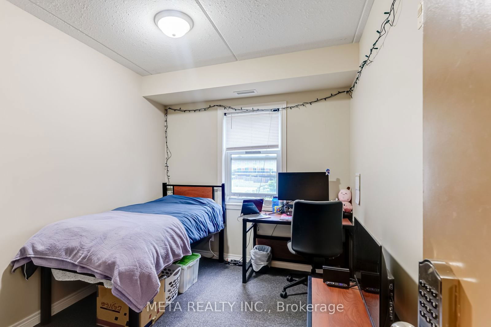 253 Lester St, unit 204 for sale - image #26